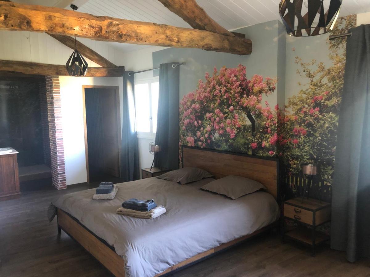 Au Clair De La Pierre - Chambres D'Hotes Siccieu-Saint-Julien-et-Carisieu Экстерьер фото